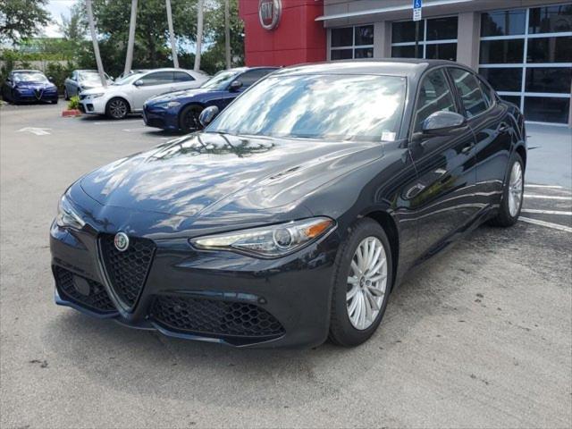 2023 Alfa Romeo Giulia GIULIA SPRINT RWD 2023 Alfa Romeo Giulia GIULIA SPRINT RWD