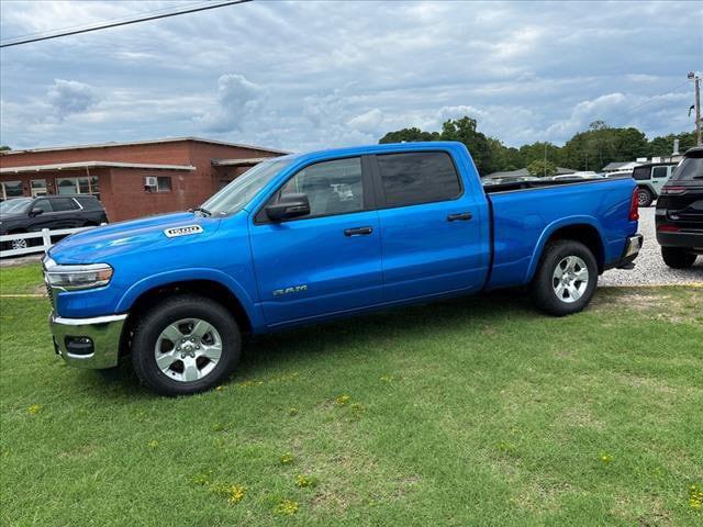 2025 RAM Ram 1500 RAM 1500 BIG HORN CREW CAB 4X4 64 BOX