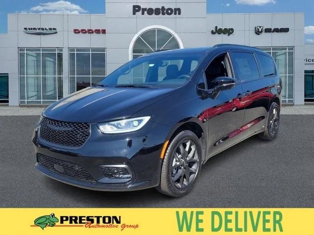 2024 Chrysler Pacifica PACIFICA TOURING L AWD