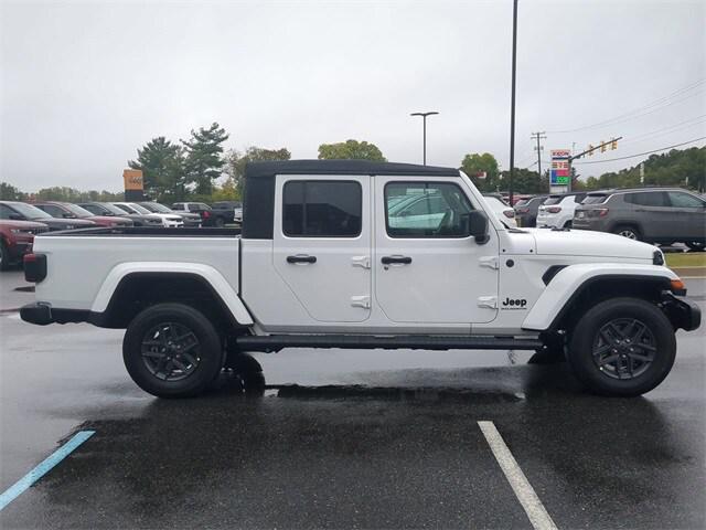 2024 Jeep Gladiator GLADIATOR SPORT S 4X4