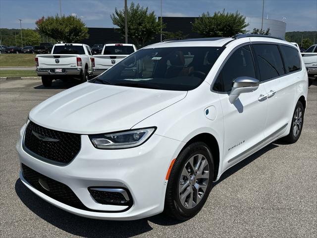 2024 Chrysler Pacifica Hybrid PACIFICA PLUG-IN HYBRID PINNACLE