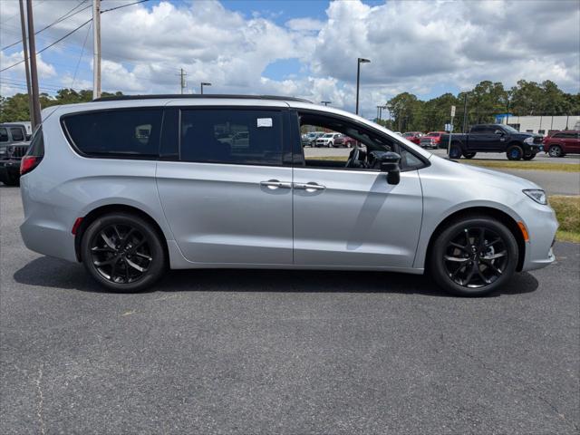 2024 Chrysler Pacifica PACIFICA LIMITED