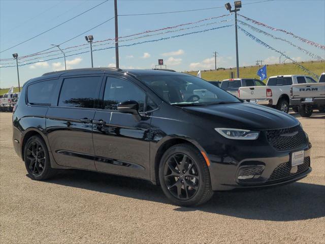 2024 Chrysler Pacifica PACIFICA LIMITED