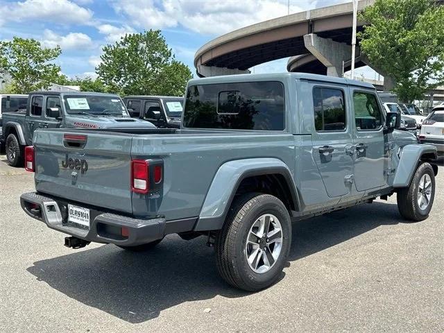 2024 Jeep Gladiator GLADIATOR SPORT S 4X4