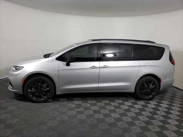 2024 Chrysler Pacifica PACIFICA TOURING L AWD