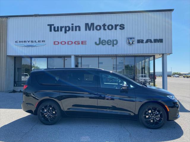 2024 Chrysler Pacifica PACIFICA LIMITED AWD