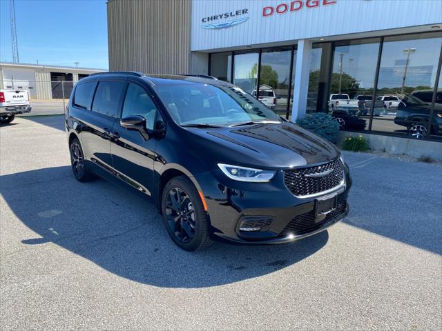 2024 Chrysler Pacifica PACIFICA LIMITED AWD