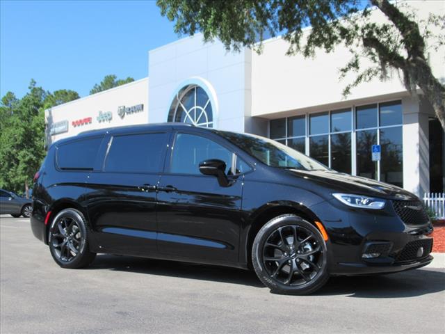 2024 Chrysler Pacifica PACIFICA LIMITED