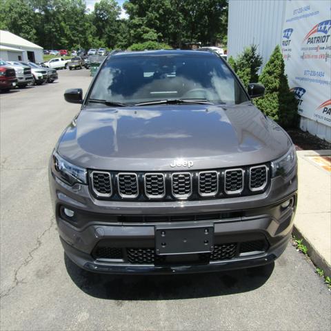 2024 Jeep Compass COMPASS LATITUDE 4X4