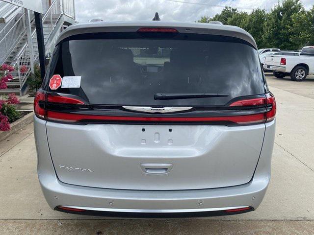 2024 Chrysler Pacifica PACIFICA PINNACLE