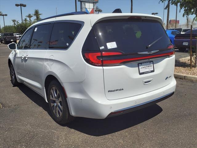 2024 Chrysler Pacifica Hybrid PACIFICA PLUG-IN HYBRID PINNACLE