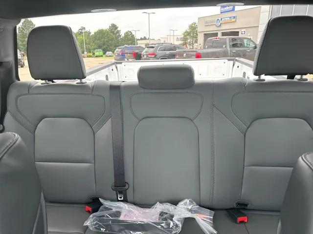 2025 Ram 1500 Tradesman Quad Cab 4x2 6'4" Box
