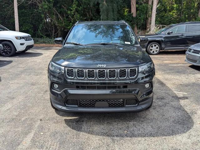 2024 Jeep Compass COMPASS LATITUDE 4X4