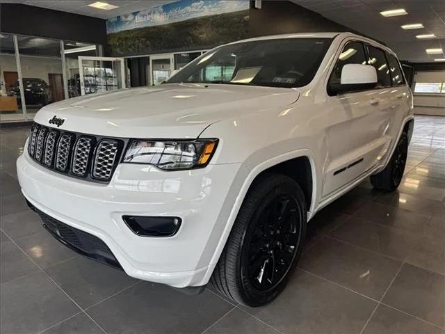 2021 Jeep Grand Cherokee Laredo X 4x4