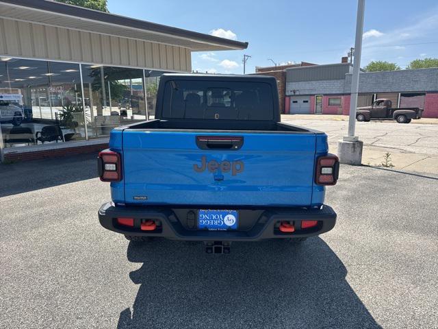 2024 Jeep Gladiator Sport