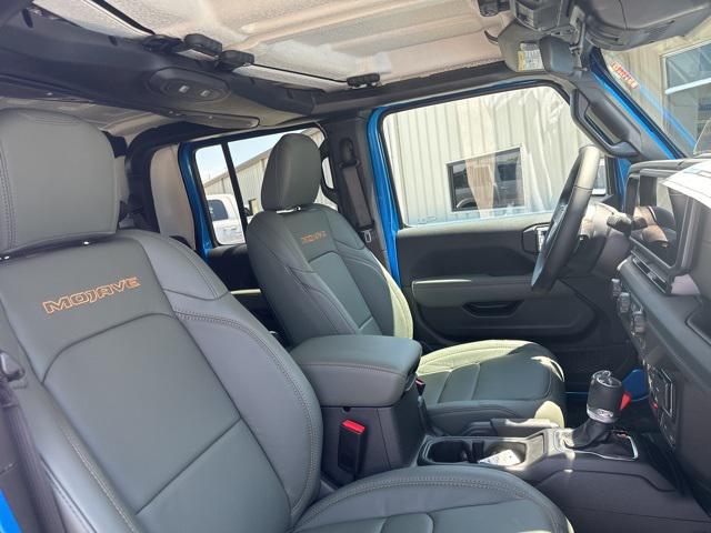 2024 Jeep Gladiator Sport
