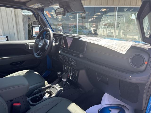 2024 Jeep Gladiator Sport