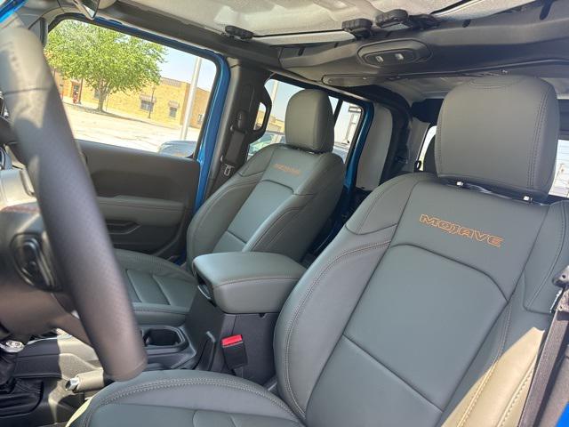 2024 Jeep Gladiator Sport