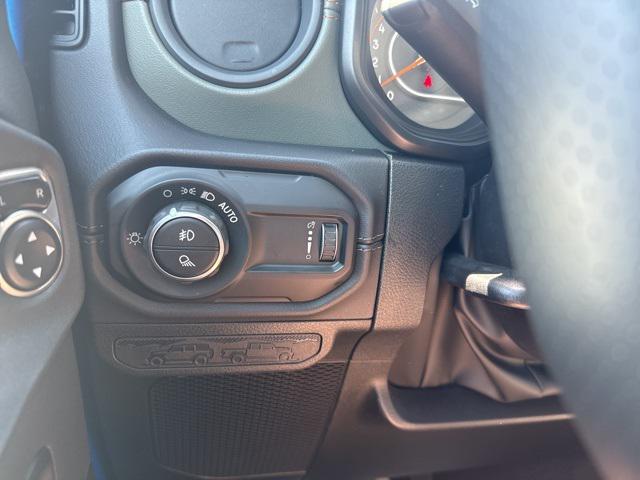2024 Jeep Gladiator Sport