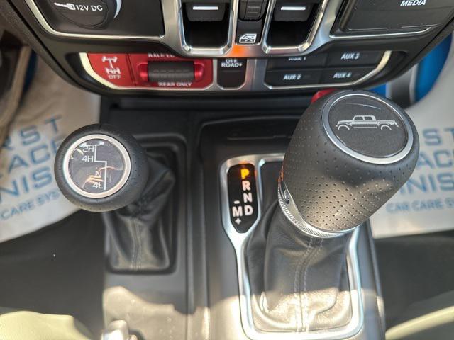 2024 Jeep Gladiator Sport