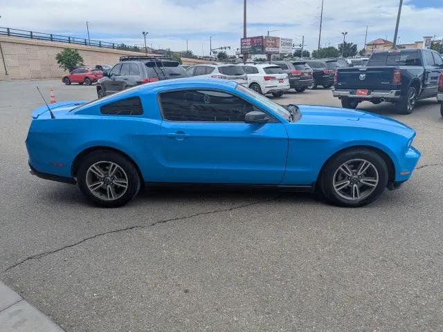 2010 Ford Mustang V6