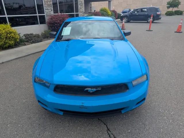 2010 Ford Mustang V6