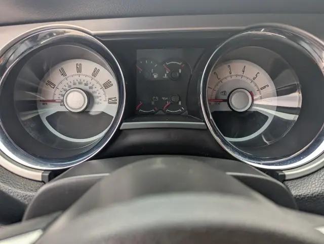 2010 Ford Mustang V6