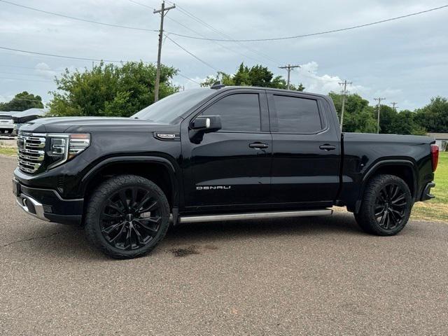 2023 GMC Sierra 1500 4WD Crew Cab Short Box Denali