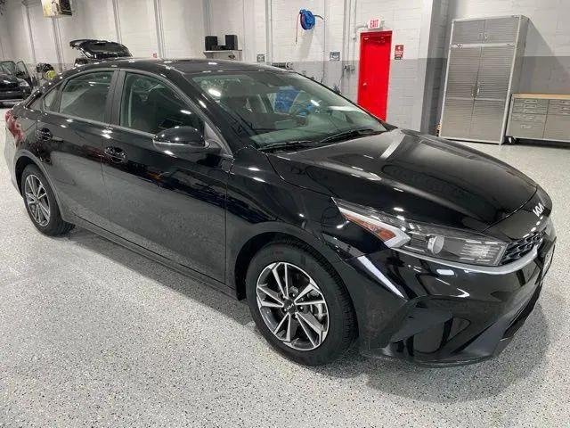 2022 Kia Forte LXS for sale in Waterloo, IA
