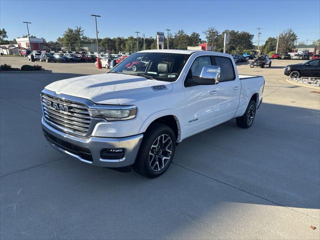 2025 RAM Ram 1500 RAM 1500 LARAMIE CREW CAB 4X4 64 BOX