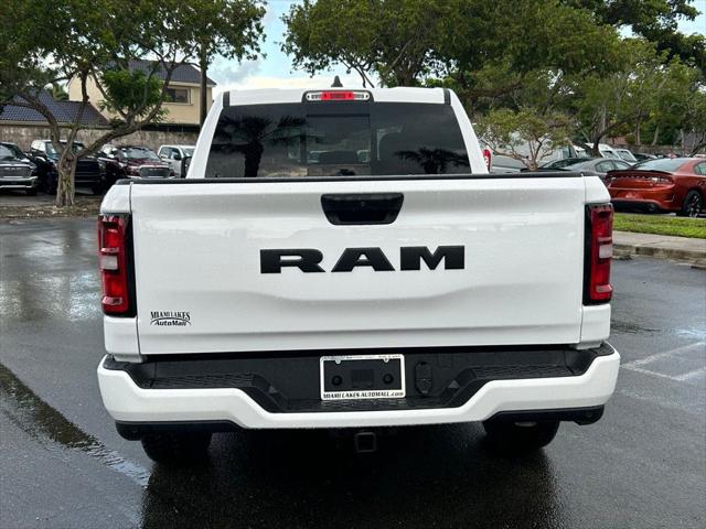 2025 RAM Ram 1500 RAM 1500 TRADESMAN CREW CAB 4X2 57 BOX