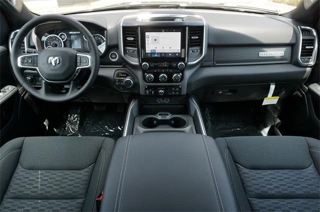 2025 RAM Ram 1500 RAM 1500 BIG HORN QUAD CAB 4X4 64 BOX