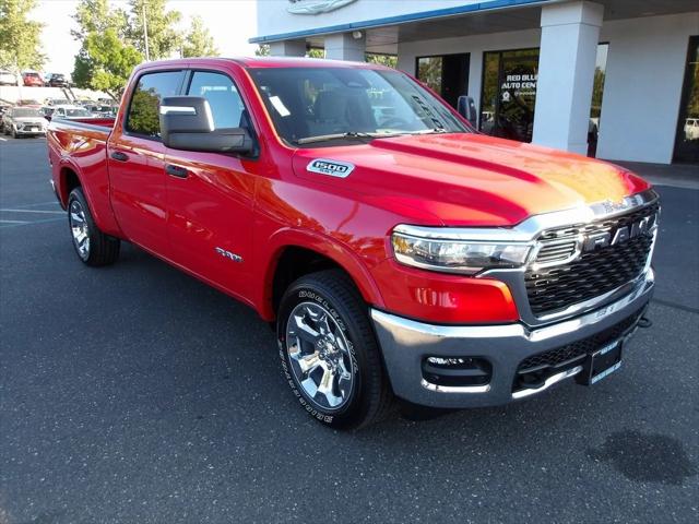 2025 RAM Ram 1500 RAM 1500 BIG HORN CREW CAB 4X4 64 BOX