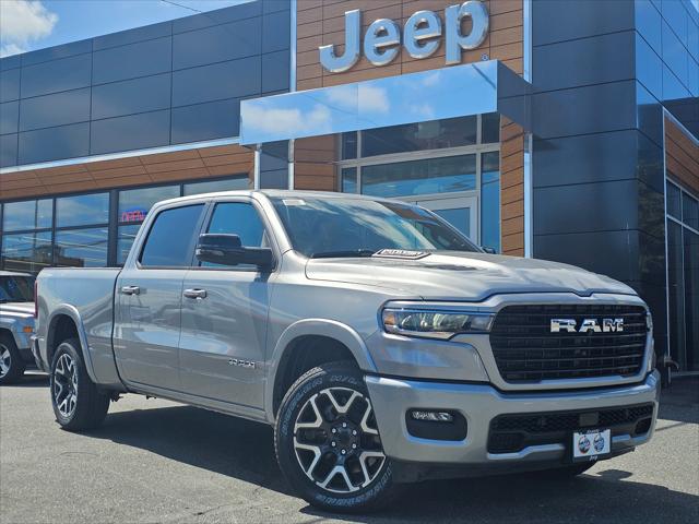 2025 RAM Ram 1500 RAM 1500 LARAMIE CREW CAB 4X4 64 BOX