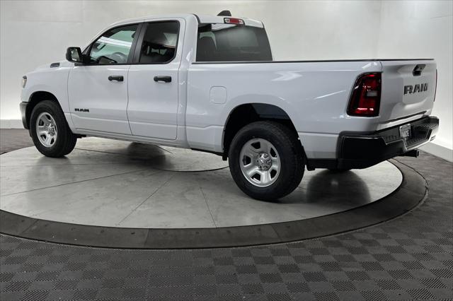 2025 RAM Ram 1500 RAM 1500 TRADESMAN QUAD CAB 4X2 64 BOX