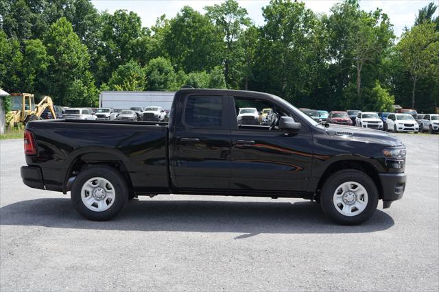 2025 RAM Ram 1500 RAM 1500 TRADESMAN QUAD CAB 4X4 64 BOX