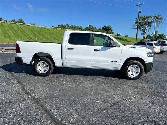 2025 RAM Ram 1500 RAM 1500 TRADESMAN CREW CAB 4X4 57 BOX