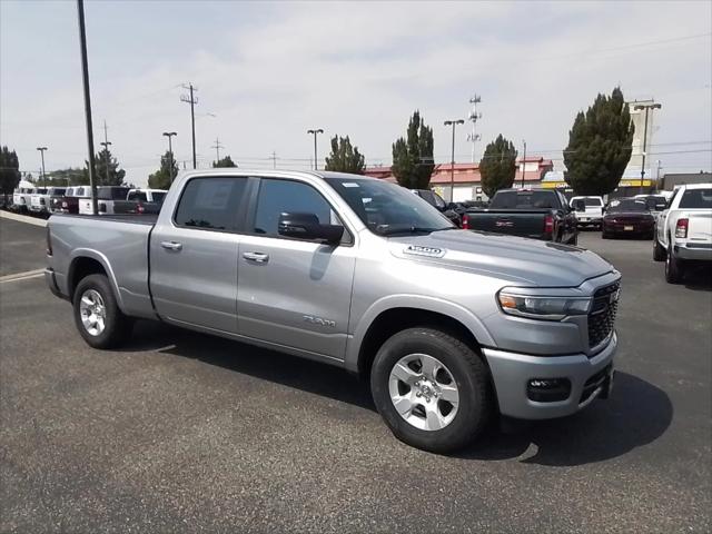 2025 RAM Ram 1500 RAM 1500 BIG HORN CREW CAB 4X4 64 BOX