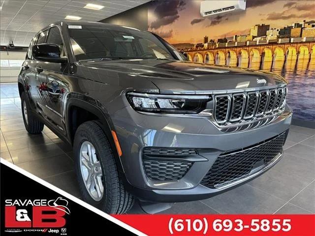 2024 Jeep Grand Cherokee GRAND CHEROKEE LAREDO 4X4