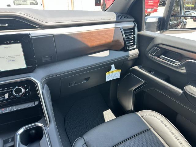 2024 GMC Sierra 3500HD 4WD Crew Cab Long Bed Denali