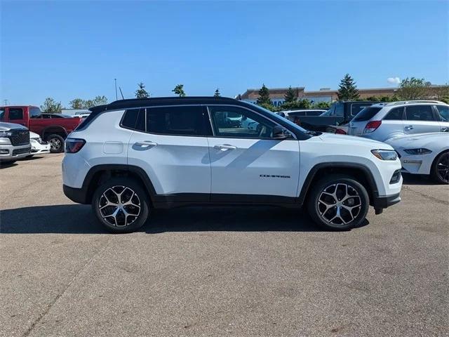 2024 Jeep Compass COMPASS LIMITED 4X4