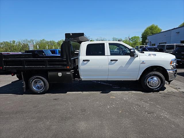 2024 RAM Ram 3500 Chassis Cab RAM 3500 TRADESMAN CREW CAB CHASSIS 4X4 60 CA