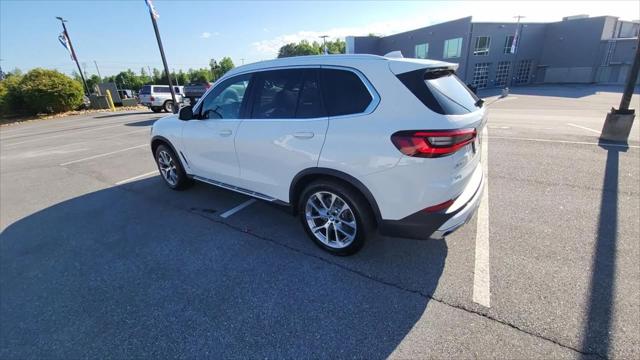 2023 BMW X5 sDrive40i