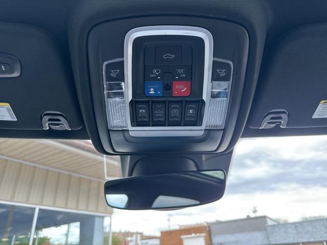 2022 Ram 1500 Laramie Crew Cab 4x4 5'7" Box