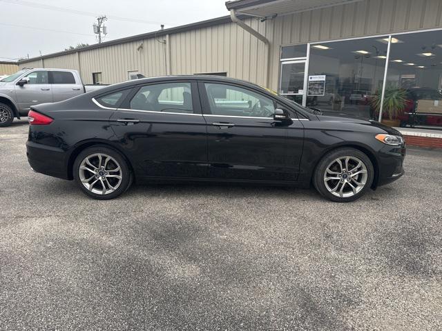 2020 Ford Fusion SEL