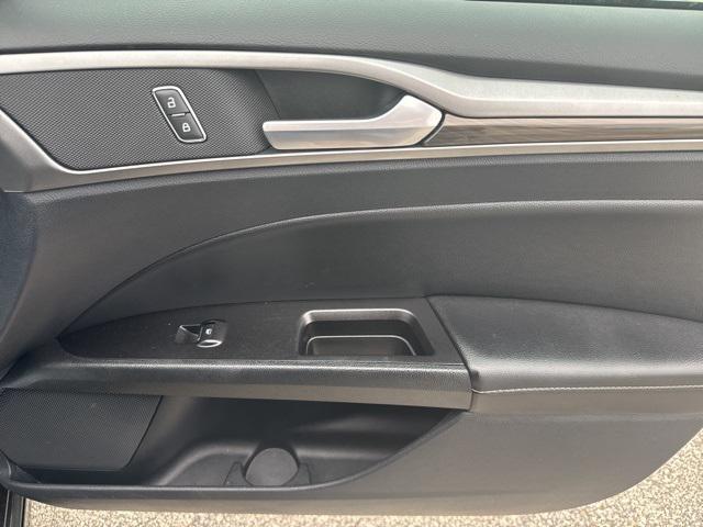 2020 Ford Fusion SEL