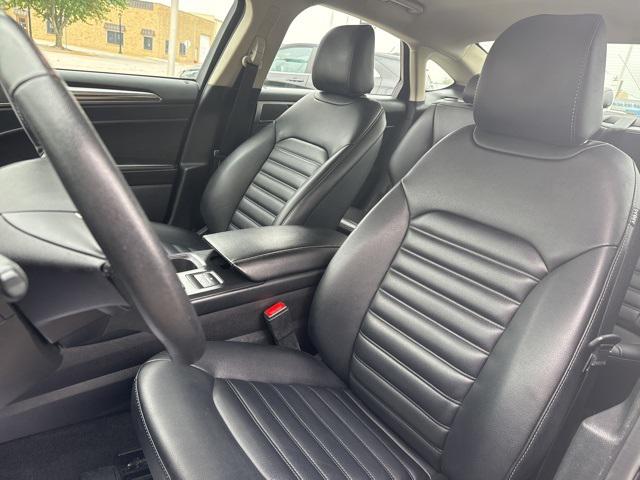 2020 Ford Fusion SEL