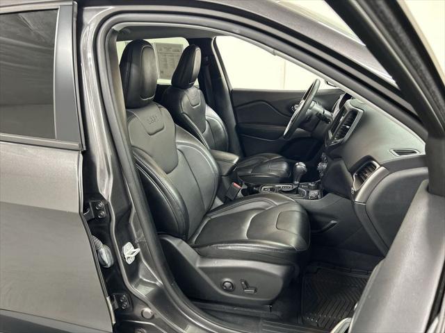 2022 Jeep Cherokee Latitude Lux 4x4
