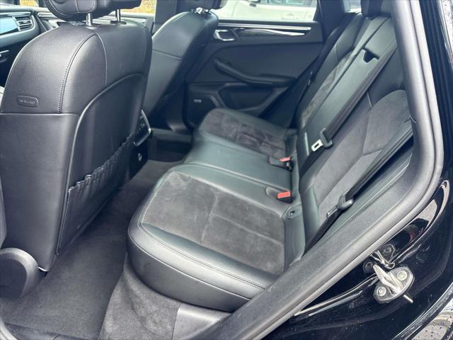 2021 Porsche Macan AWD