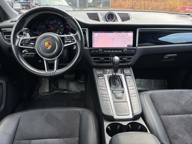 2021 Porsche Macan AWD